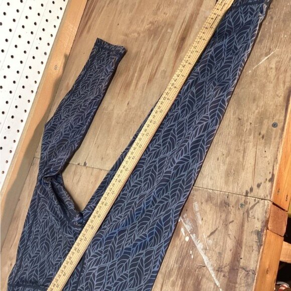 LULULEMON Wunder Under Crop Full-On Luxtreme Pretty Palm Cadet Greyvy Sz.8 - Picture 3 of 4